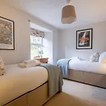 Jessamy Bowness-on-Windermere